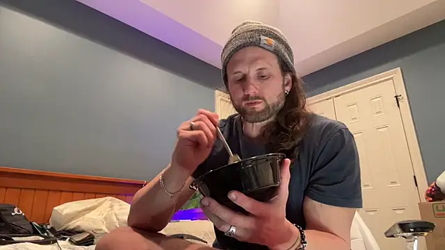 Snapshot of alexmannd chatting on February 22, 2025, 3:34 am alexmannd online show from February 22, 2025, 3:34 am