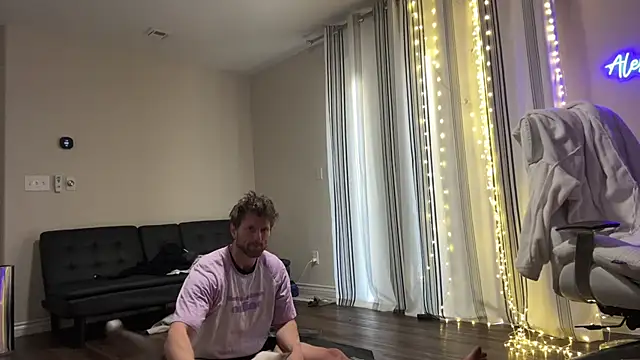 Snapshot of alexmannd chatting on October 7, 2025, 3:24 pm alexmannd online show from October 7, 2025, 3:24 pm