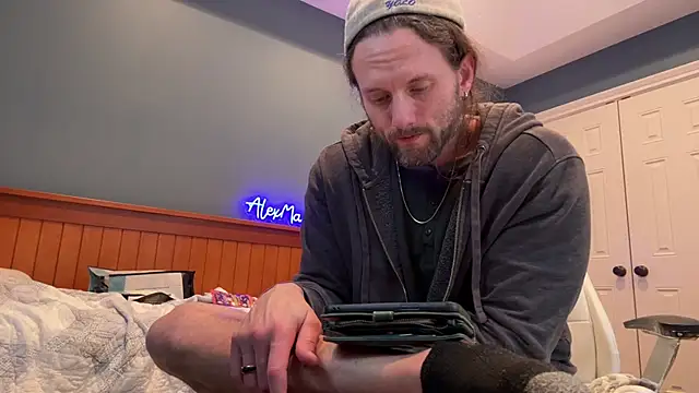 Snapshot of alexmannd chatting on February 27, 2025, 2:21 pm alexmannd online show from February 27, 2025, 2:21 pm