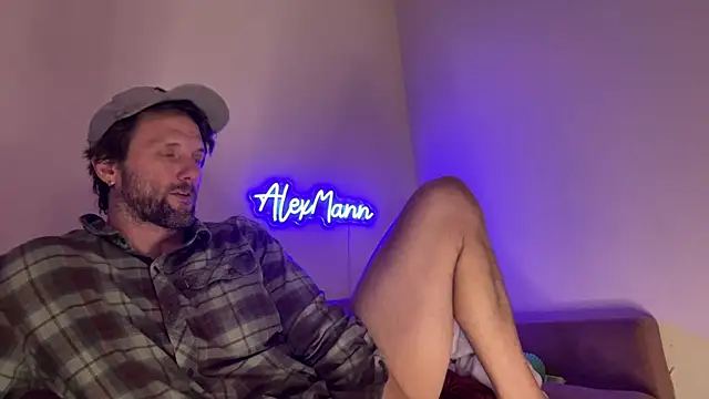 Snapshot of alexmannd chatting on November 21, 2025, 7:24 pm alexmannd online show from November 21, 2025, 7:24 pm