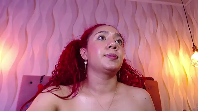 IsabelaLatina online show from February 28, 2026, 4:50 pm