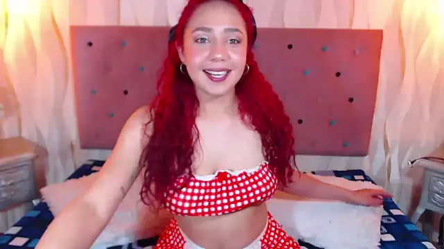 IsabelaLatina online show from November 27, 2025, 8:09 pm