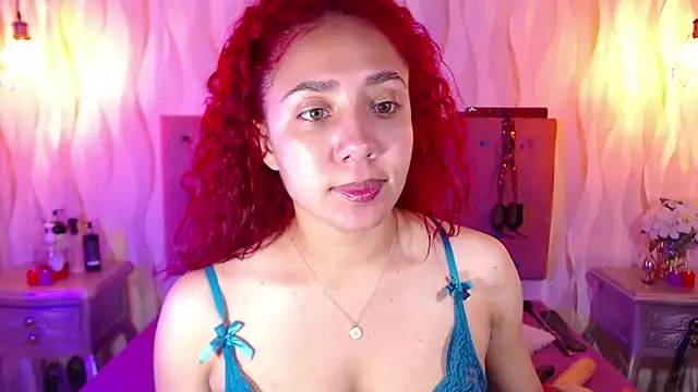 IsabelaLatina online show from February 25, 2026, 3:34 pm