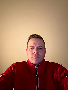 Snapshot of Danii0790 chatting on November 11, 2025, 5:02 am Danii0790 online show from November 11, 2025, 5:02 am