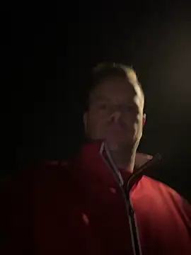 Snapshot of Danii0790 chatting on September 18, 2025, 3:42 am Danii0790 online show from September 18, 2025, 3:42 am