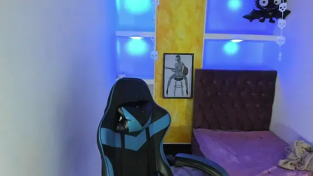 Snapshot of Charis_21 chatting on October 29, 2025, 3:16 am Charis 21 online show from October 29, 2025, 3:16 am