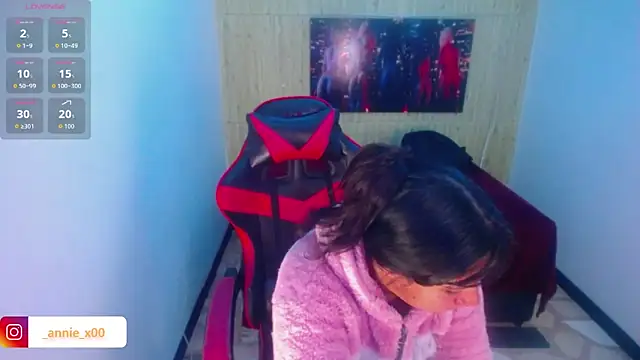 Snapshot of Charis_21 chatting on October 24, 2025, 1:15 am Charis 21 online show from October 24, 2025, 1:15 am