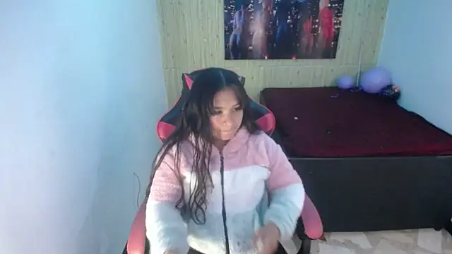 Snapshot of Charis_21 chatting on October 23, 2025, 1:04 am Charis 21 online show from October 23, 2025, 1:04 am