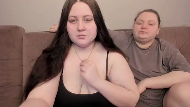 ihaveasecret  online show from April 19, 2026, 1:34 pm