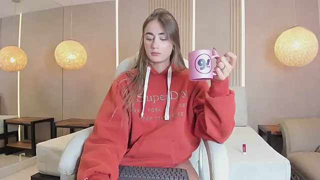 maryy campbell  online show from January 14, 2026, 12:42 pm