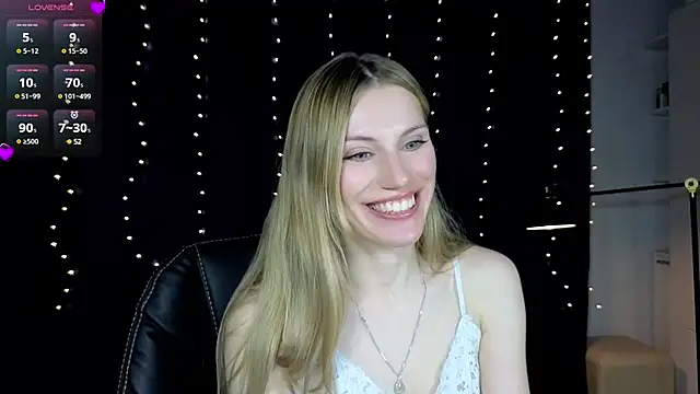 Lilianna Just online show from March 6, 2025, 4:17 pm