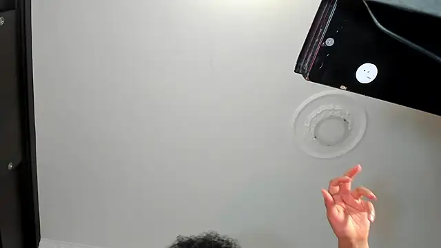 Snapshot of Apotheosis01 chatting on October 10, 2025, 9:21 am Apotheosis01 online show from October 10, 2025, 9:21 am