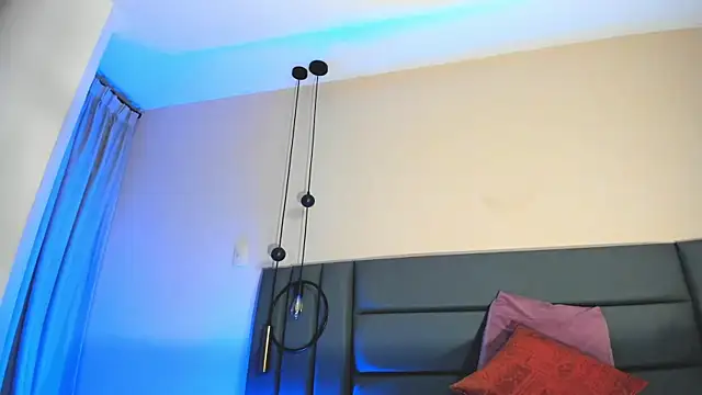 NoraDasilva online show from November 8, 2025, 11:19 pm