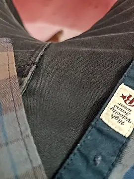 Newyork-couple online show from January 13, 2025, 7:11 am