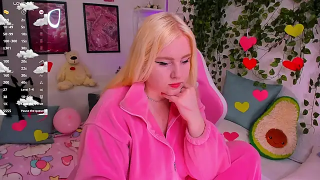 art lovee online show from February 22, 2026, 1:19 am