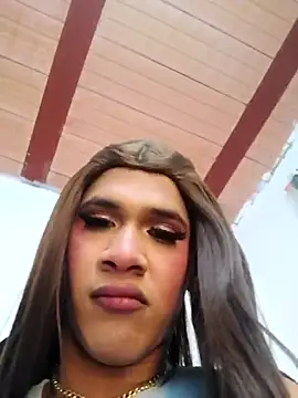 Snapshot of Babylolatop chatting on December 24, 2024, 2:21 am Babylolatop online show from December 24, 2024, 2:21 am