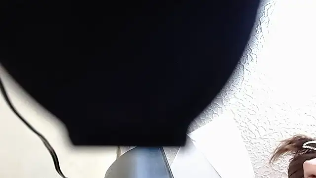 Snapshot of Babylolatop chatting on January 25, 2025, 6:35 pm Babylolatop online show from January 25, 2025, 6:35 pm