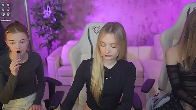 Angy Netal online show from February 24, 2025, 3:42 pm