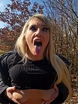 Sexy Sparkling  online show from March 5, 2026, 10:45 am