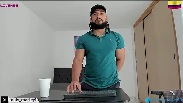 Louis marley   online show from November 5, 2025, 4:32 pm