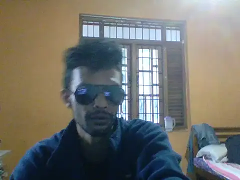 Rusiru32 online show from December 15, 2025, 12:49 am