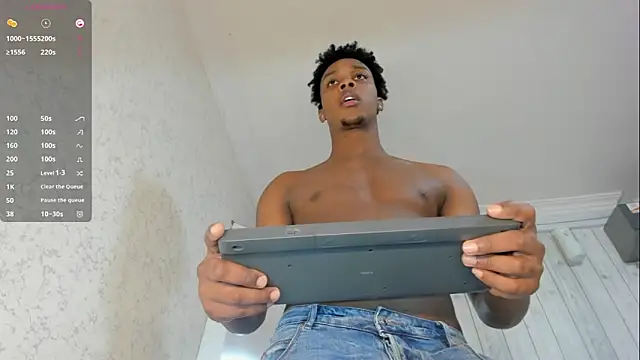 Snapshot of DominicSccott chatting on December 21, 2025, 12:51 pm DominicSccott online show from December 21, 2025, 12:51 pm