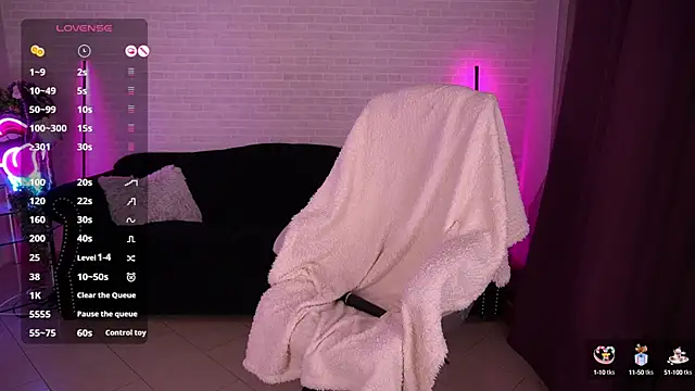 Snapshot of Daenerys_Daenn chatting on January 27, 2025, 3:18 pm Daenerys Daenn online show from January 27, 2025, 3:18 pm