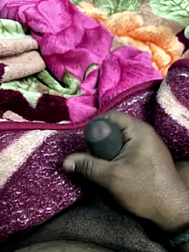 Snapshot of Honeydick7 chatting on October 14, 2025, 6:08 pm Honeydick7 online show from October 14, 2025, 6:08 pm