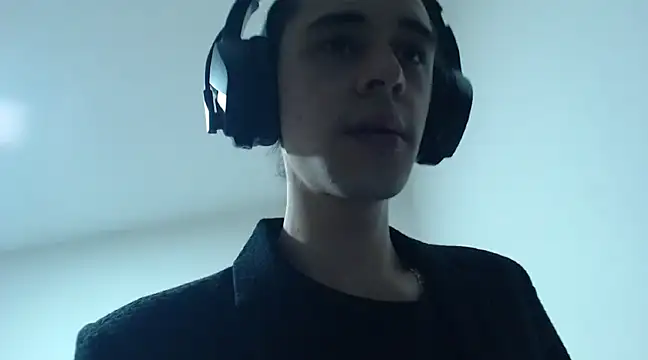 Snapshot of dussan chatting on February 28, 2025, 4:21 am dussan online show from February 28, 2025, 4:21 am