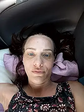 Emyly83 online show from July 1, 2026, 8:14 am