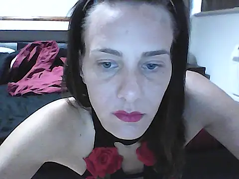 Emyly83 online show from July 30, 2026, 7:07 am
