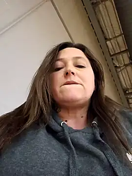 angelbaby1998 online show from January 16, 2025, 3:23 am