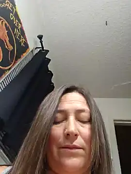 angelbaby1998 online show from December 7, 2024, 9:11 am