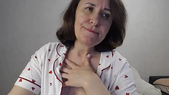 DonnaMagdalena online show from March 7, 2026, 6:46 pm