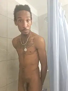 Snapshot of Z3US_UP_1 chatting on October 13, 2025, 1:45 pm Z3US UP 1 online show from October 13, 2025, 1:45 pm