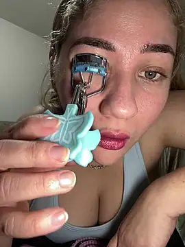 Celestedubois online show from February 3, 2026, 11:21 pm