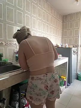 Snapshot of Celestedubois chatting on November 4, 2025, 6:55 pm Celestedubois online show from November 4, 2025, 6:55 pm