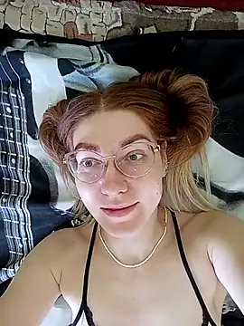  Sweet Love  online show from March 14, 2025, 10:50 am