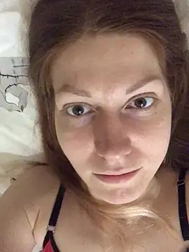  Sweet Love  online show from April 4, 2026, 12:34 pm