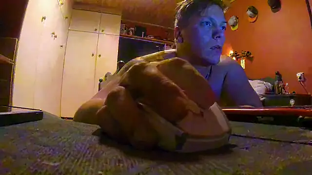 supergirly199 online show from February 12, 2025, 11:29 am