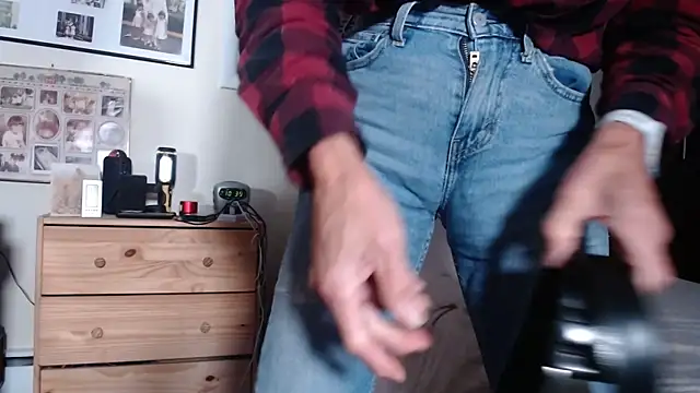 Snapshot of hottottrot691 chatting on November 20, 2025, 3:40 am hottottrot691 online show from November 20, 2025, 3:40 am