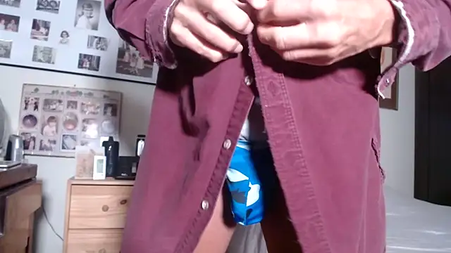 Snapshot of hottottrot691 chatting on November 7, 2025, 8:08 am hottottrot691 online show from November 7, 2025, 8:08 am