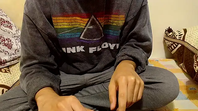 Snapshot of Alexdelarge323 chatting on November 28, 2025, 10:37 am Alexdelarge323 online show from November 28, 2025, 10:37 am