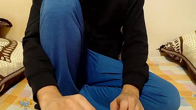 Snapshot of Alexdelarge323 chatting on December 2, 2025, 11:56 am Alexdelarge323 online show from December 2, 2025, 11:56 am