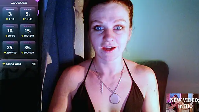 Snapshot of Cassie_Wild chatting on November 23, 2025, 3:44 pm Cassie Wild online show from November 23, 2025, 3:44 pm