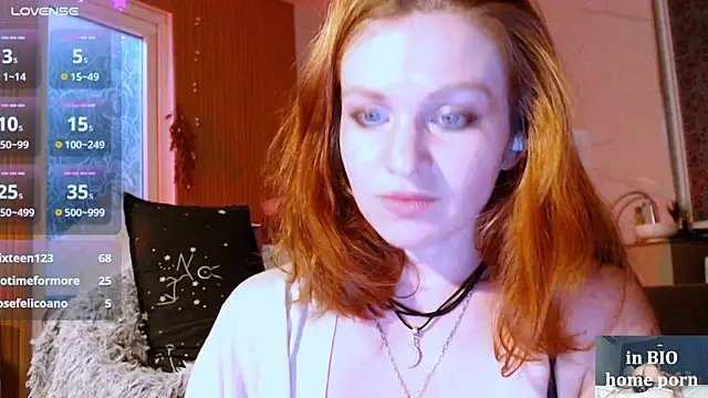 Snapshot of Cassie_Wild chatting on September 28, 2025, 1:40 pm Cassie Wild online show from September 28, 2025, 1:40 pm