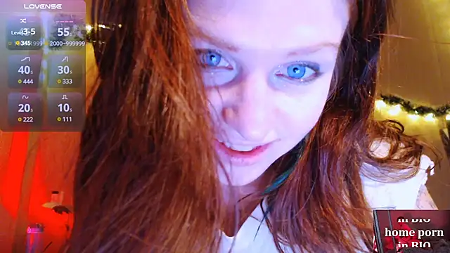 Snapshot of Cassie_Wild chatting on January 28, 2025, 1:27 pm Cassie Wild online show from January 28, 2025, 1:27 pm