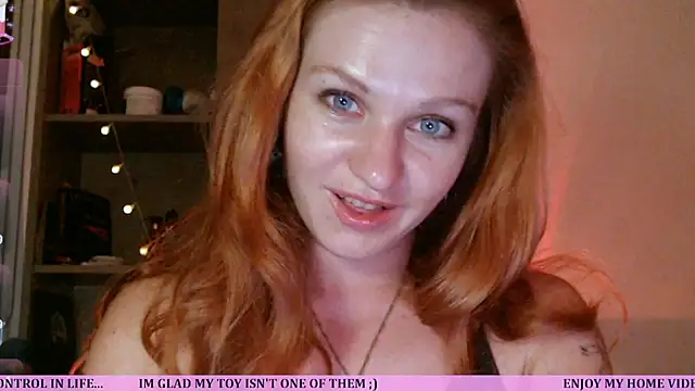 Snapshot of Cassie_Wild chatting on July 12, 2026, 2:07 pm Cassie Wild online show from July 12, 2026, 2:07 pm