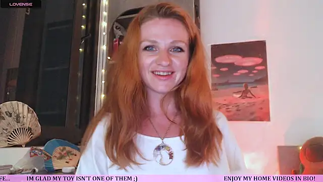 Snapshot of Cassie_Wild chatting on May 31, 2026, 1:06 pm Cassie Wild online show from May 31, 2026, 1:06 pm