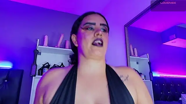 MariaGaitan online show from March 19, 2026, 5:02 pm